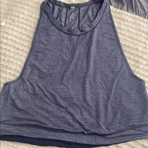 Lululemon cropped tank size 6/8